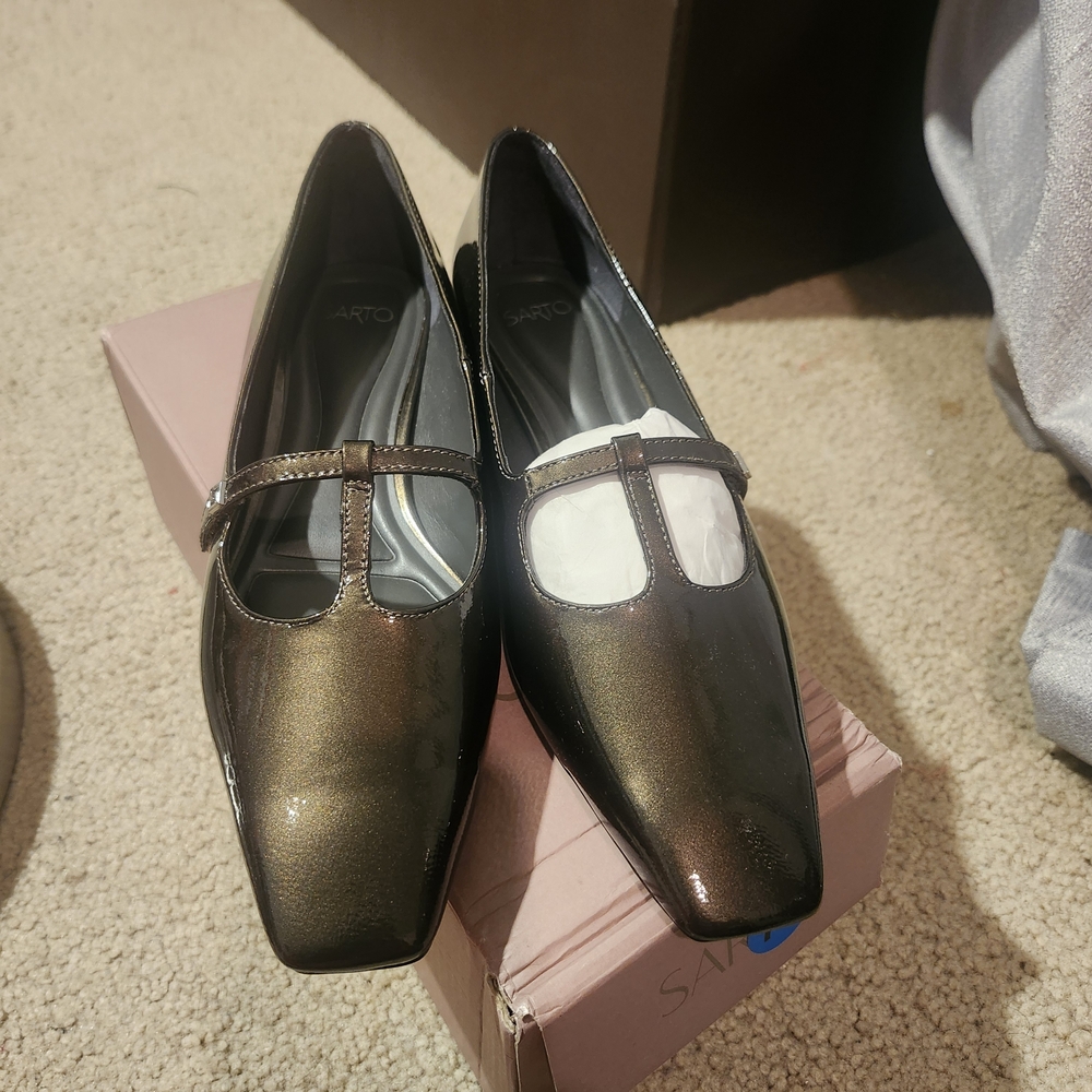 Metallic Grey T-Strap Women's Flats